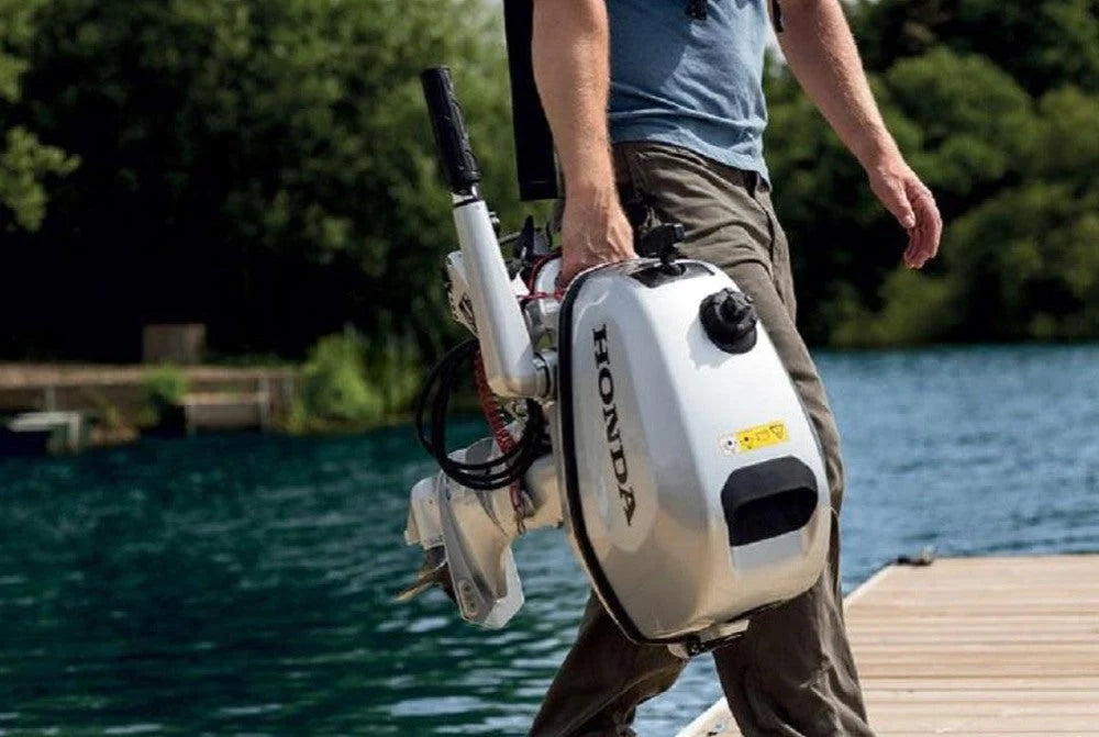 HONDA MARINE 5HP Outboard Motor With Tiller Handle 20 Shaft - BF5DHLHNA