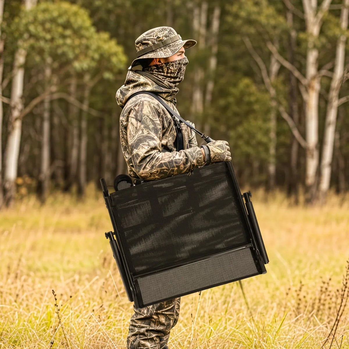 Danrelax 360 Silent Camo Hunting Blind Chair, Armrests, Side Pouch, Telescopic Legs